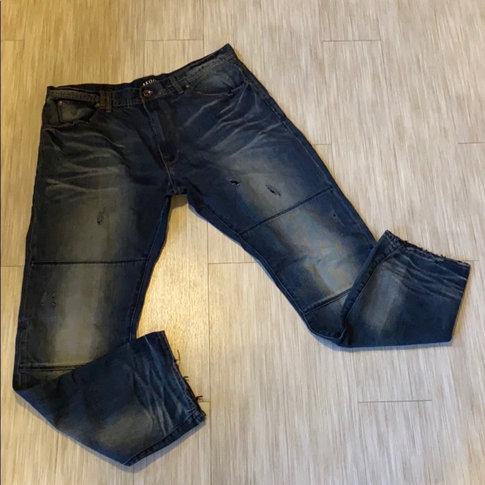 Akoo Jeans